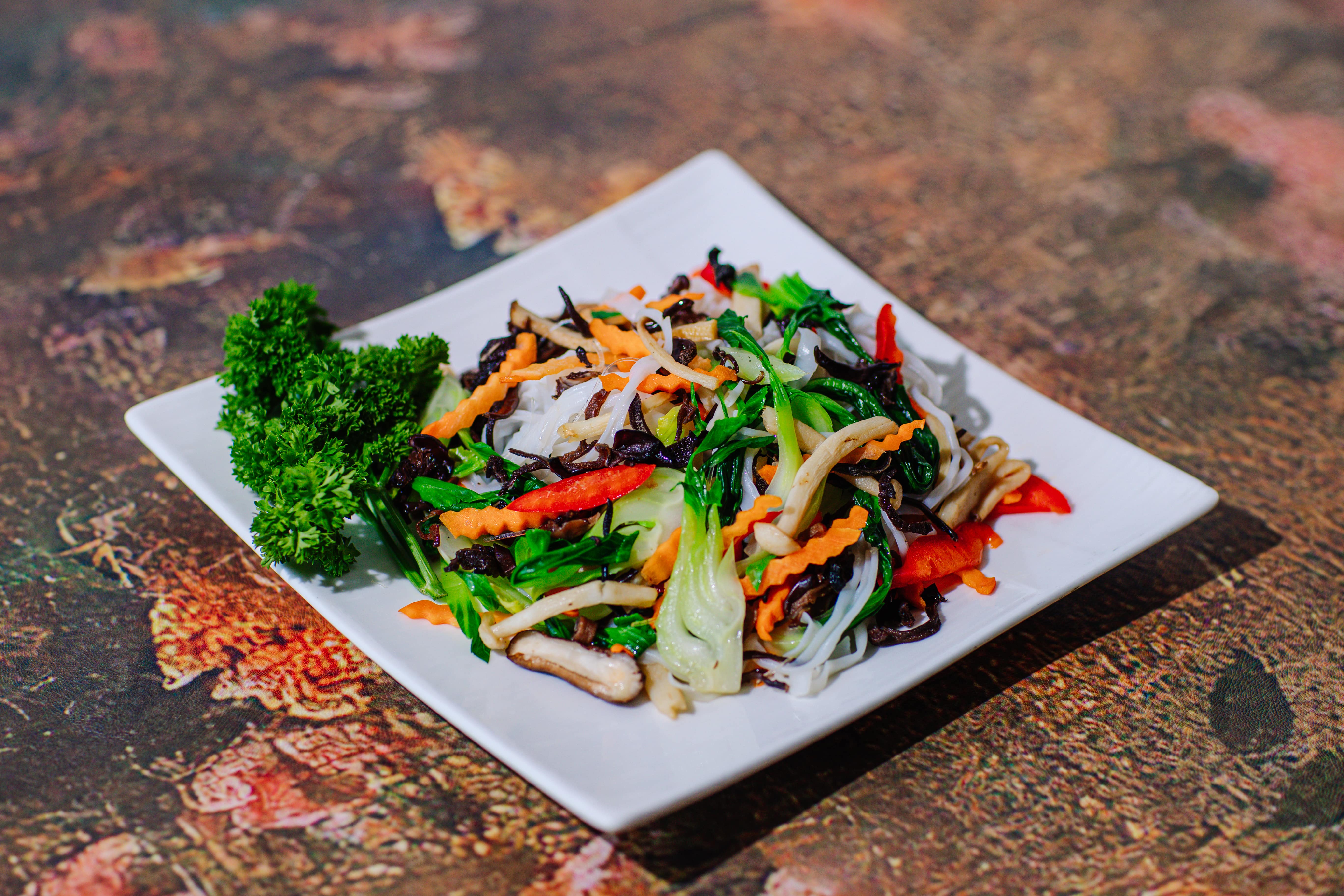 Phở áp chảo (Pan-fried Pho)