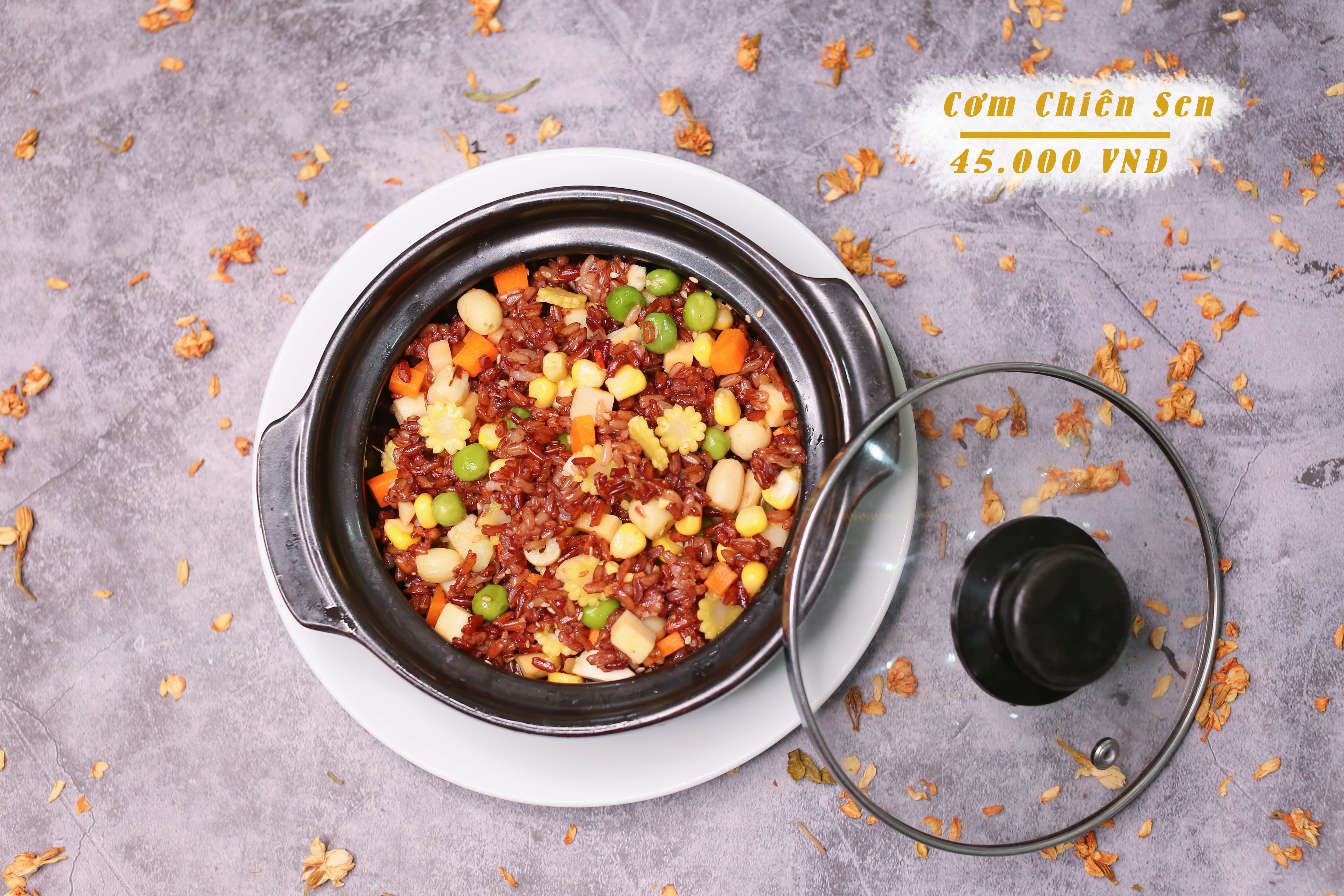 Cơm gạo lứt hạt sen (Lotus seed brown rice)